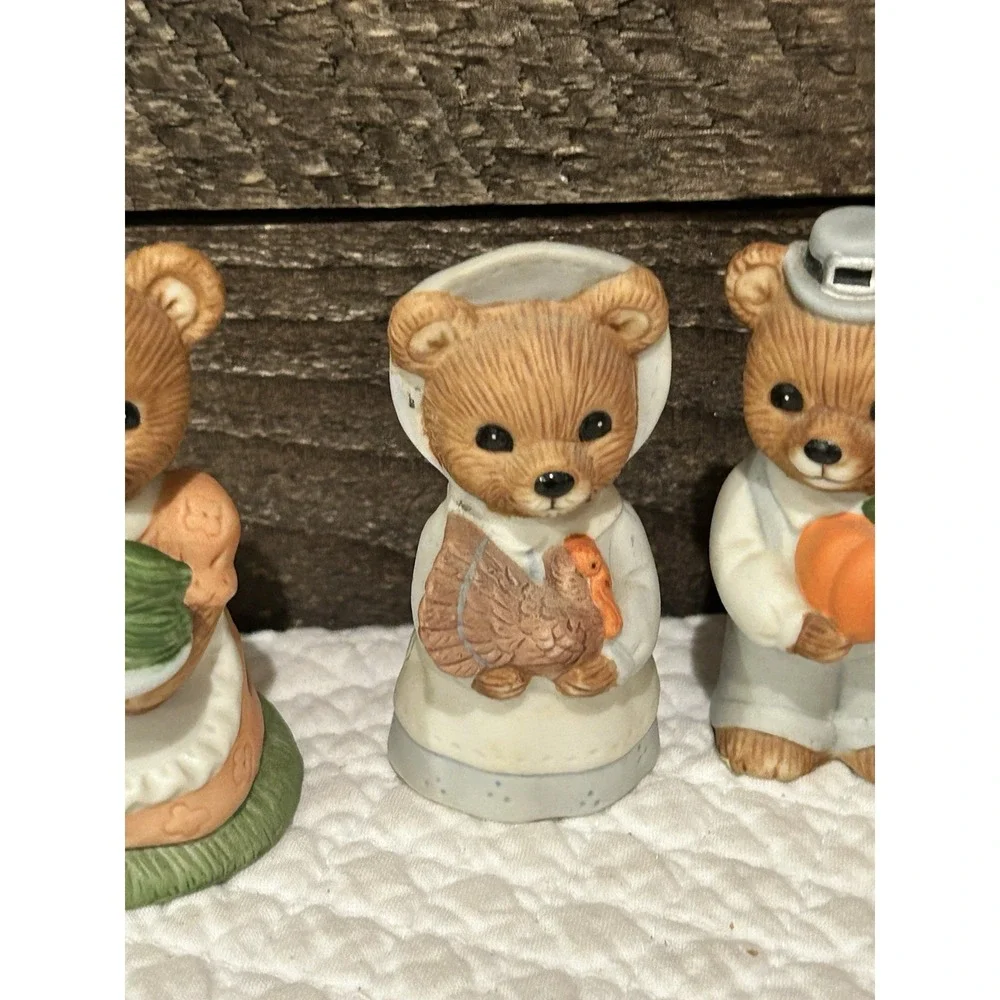Vintage‎ Homco, # 5312 Thanksgiving Harvest Autumn Bear Figurines Set of 4